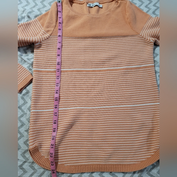 Reitmans light orange sweater size small 100% cotton - Picture 4 of 8